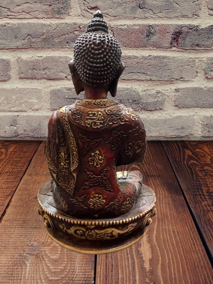 Resin Statue of Shakymuni Buddha White/Red
